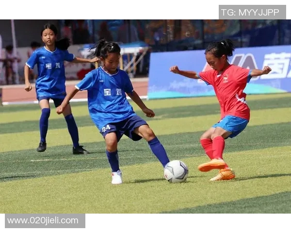 探索2号足球的魅力与技术分析助力青少年足球发展新趋势